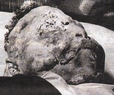 emmett_dead-close-up